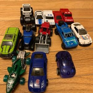 Assorted Kids Toy Cars Pack - Blue, Green, Red, White, Purple